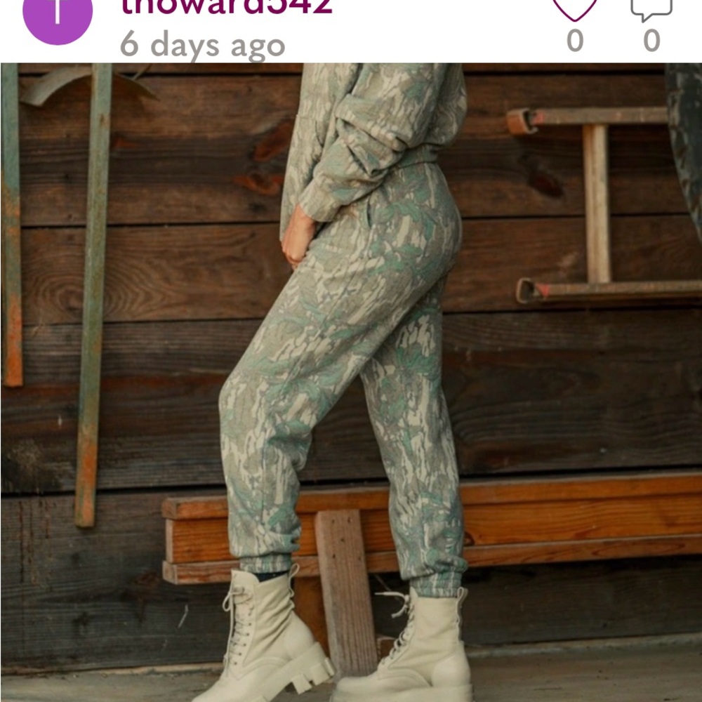 Tribe Kelley Camo Greenleaf Joggers sz Med NWOT-SOLD OUT